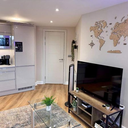 Modern City Apartment - Sleeps 4 & Walk To Arena Leeds  Exterior foto